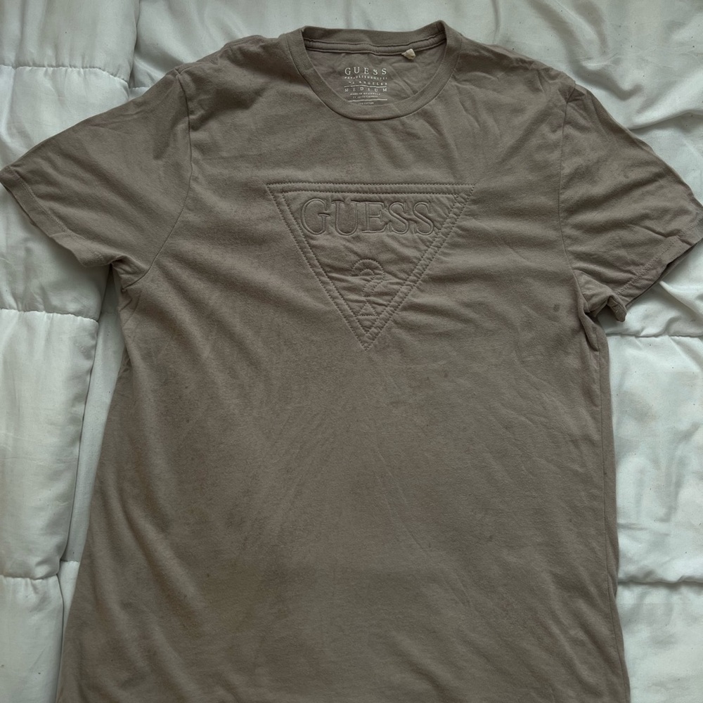 Guess Tshirt